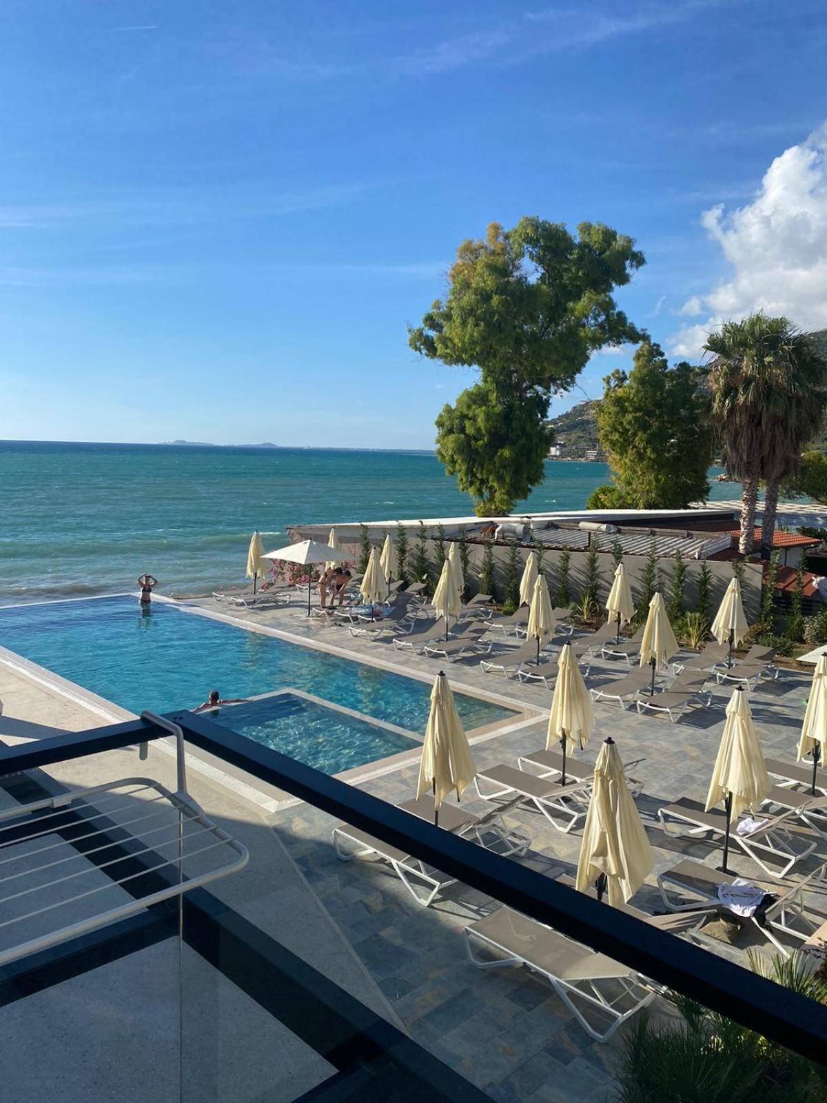 Dukes Albania Hotel Radhime Exterior photo